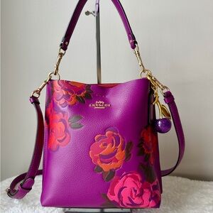 Like new Coach Purple Floral Shoulder Bag